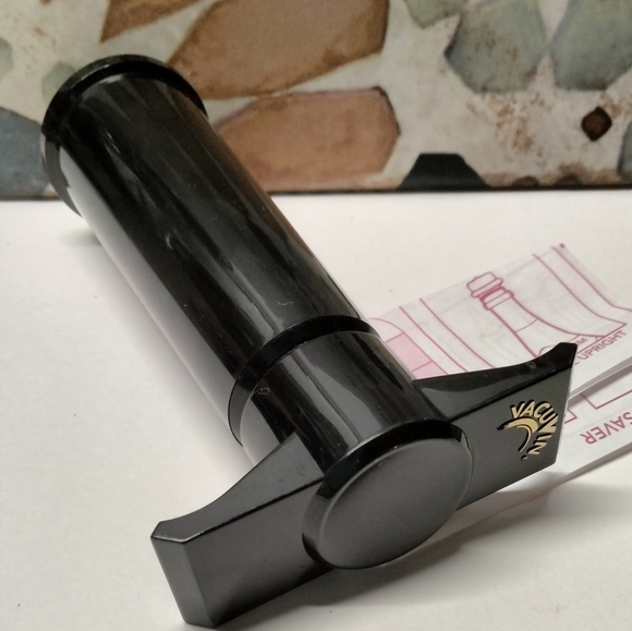 Bundle of 2 Sets Wine Pumps/Sealers/Stoppers - 5 Pieces Black - Picture 2 of 10